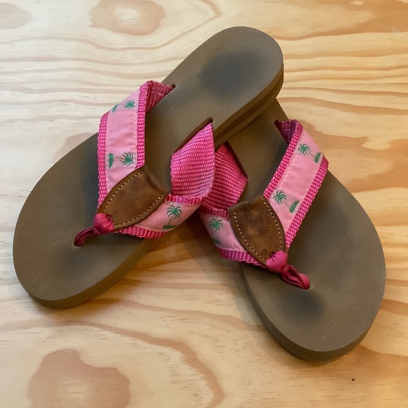 Eliza B pink palm tree flip flops - Picture 1 of 4